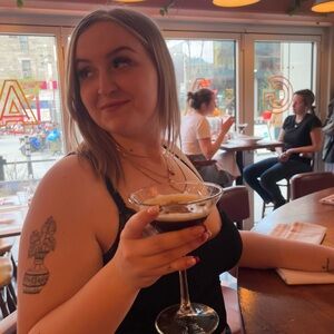 Meet your Posher, Luisa